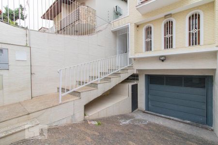 Casa à venda com 193m², 3 quartos e 2 vagasFachada