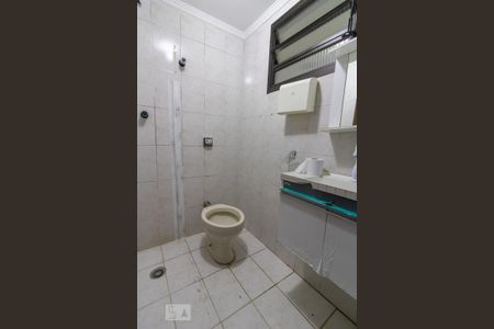 Casa à venda com 193m², 3 quartos e 2 vagasBanheiro de Serviço