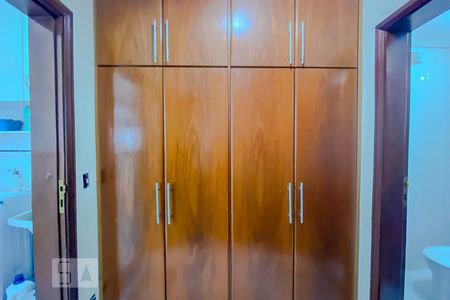 Apartamento para alugar com 130m², 3 quartos e 3 vagas Apartamento para alugar com 130m², 3 quartos e 3 vagasQuarto de Serviço