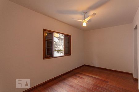 Casa à venda com 200m², 4 quartos e 3 vagasQuarto 3