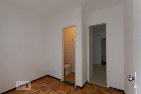 Casa à venda com 200m², 4 quartos e 3 vagasQuarto de Serviço
