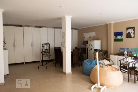 Casa à venda com 300m², 4 quartos e 3 vagasQUINTAL