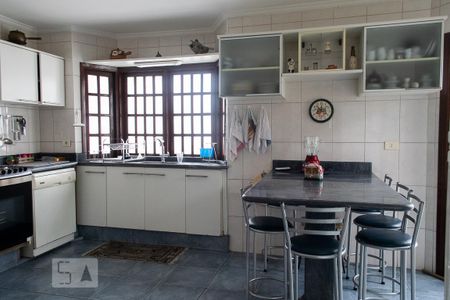 Casa à venda com 300m², 4 quartos e 3 vagasCOZINHA