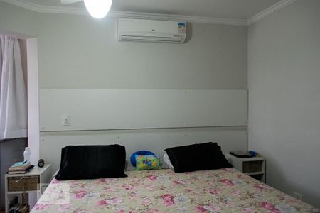 Casa à venda com 300m², 4 quartos e 3 vagasQUARTO 1 SUITE