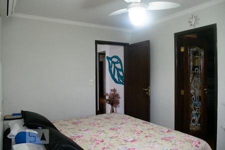 Casa à venda com 300m², 4 quartos e 3 vagasQUARTO 1 SUITE