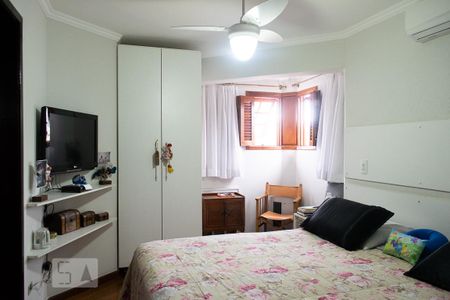 Casa à venda com 300m², 4 quartos e 3 vagasQUARTO 1 SUITE