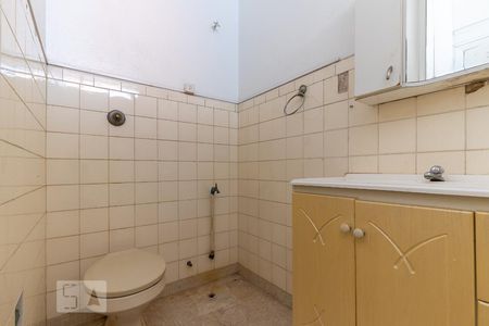 Banheiro de kitnet/studio à venda com 1 quarto, 40m² em Centro, Campinas