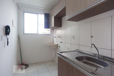 Cozinha de apartamento para alugar com 2 quartos, 48m² em Loteamento Parque São Martinho, Campinas
