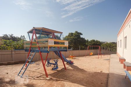Apartamento para alugar com 48m², 2 quartos e 1 vaga Apartamento para alugar com 48m², 2 quartos e 1 vagaDependências do condomínio - playground