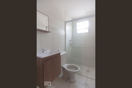 Banheiro de apartamento para alugar com 2 quartos, 48m² em Loteamento Parque São Martinho, Campinas