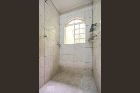 Casa à venda com 120m², 3 quartos e 2 vagas Casa à venda com 120m², 3 quartos e 2 vagasBanheiro