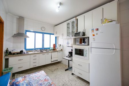Apartamento à venda com 160m², 3 quartos e 3 vagas Apartamento à venda com 160m², 3 quartos e 3 vagasCozinha
