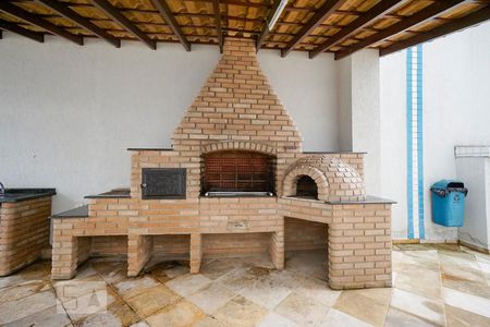 Apartamento à venda com 160m², 3 quartos e 3 vagas Apartamento à venda com 160m², 3 quartos e 3 vagasChurrasqueira