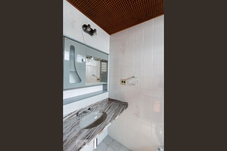 Banheiro da Suite  de apartamento para alugar com 3 quartos, 116m² em Maracanã, Rio de Janeiro