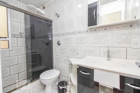 Banheiro de apartamento para alugar com 2 quartos, 62m² em Protásio Alves, Porto Alegre