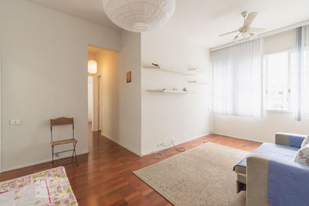 Sala de apartamento para alugar com 2 quartos, 70m² em Laranjeiras, Rio de Janeiro