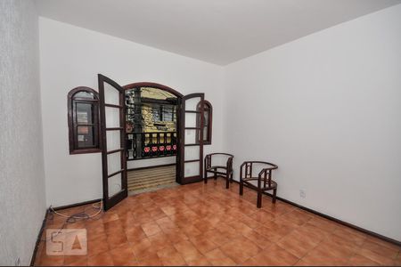 Sala de apartamento para alugar com 2 quartos, 70m² em Taquara, Rio de Janeiro