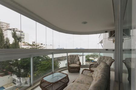 Apartamento para alugar com 78m², 2 quartos e 2 vagasVaranda