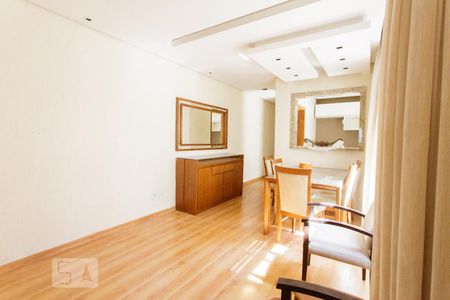 Sala de apartamento para alugar com 3 quartos, 100m² em Floresta, Porto Alegre