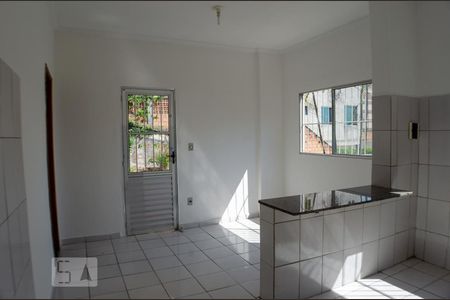 Sala de casa para alugar com 1 quarto, 32m² em Céu Azul, Belo Horizonte