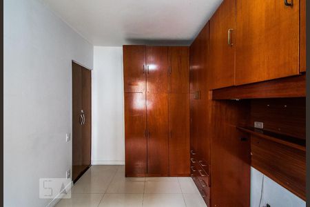 Quarto 1 de apartamento para alugar com 2 quartos, 50m² em Jardim São Savério, São Paulo