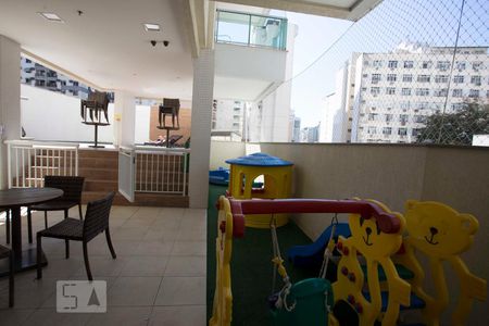 Apartamento à venda com 115m², 3 quartos e 2 vagasPlayground