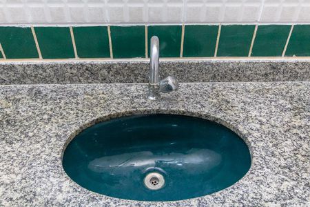 Casa à venda com 225m², 4 quartos e 3 vagas Casa à venda com 225m², 4 quartos e 3 vagasPiso inferior / Banheiro Suíte