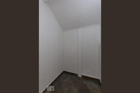 Casa à venda com 225m², 4 quartos e 3 vagas Casa à venda com 225m², 4 quartos e 3 vagasSuíte _ Closet