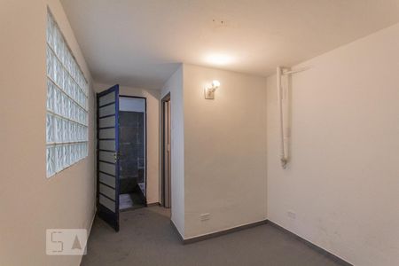 Casa à venda com 225m², 4 quartos e 3 vagas Casa à venda com 225m², 4 quartos e 3 vagasÁrea de Serviço