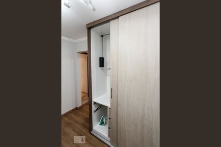 Apartamento à venda com 64m², 3 quartos e 2 vagas Apartamento à venda com 64m², 3 quartos e 2 vagasQuarto