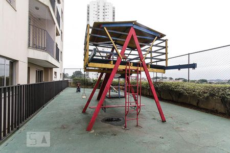 Apartamento à venda com 64m², 3 quartos e 2 vagas Apartamento à venda com 64m², 3 quartos e 2 vagasÁrea Comum - Playground