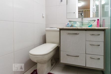 Apartamento à venda com 64m², 3 quartos e 2 vagas Apartamento à venda com 64m², 3 quartos e 2 vagasBanheiro Suite
