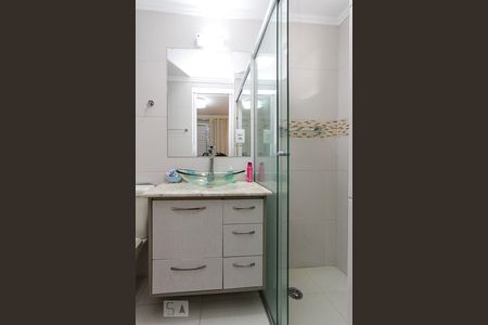 Apartamento à venda com 64m², 3 quartos e 2 vagas Apartamento à venda com 64m², 3 quartos e 2 vagasBanheiro Suite