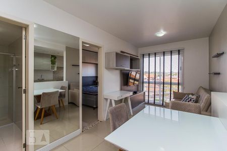 Sala de apartamento para alugar com 1 quarto, 40m² em Igara, Canoas