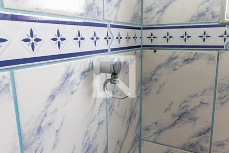 Apartamento à venda com 55m², 2 quartos e 1 vagaDetalhe do banheiro