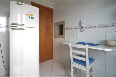 Cozinha de apartamento à venda com 2 quartos, 67m² em Camaquã, Porto Alegre
