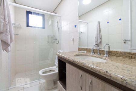 Apartamento para alugar com 151m², 3 quartos e 3 vagasBanheiro do quarto 1
