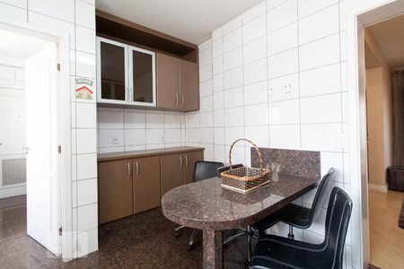 Apartamento para alugar com 151m², 3 quartos e 3 vagasCozinha