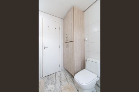 Apartamento para alugar com 151m², 3 quartos e 3 vagasBanheiro do quarto 2