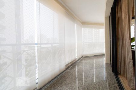 Varanda de apartamento para alugar com 3 quartos, 151m² em Vila Gomes Cardim, São Paulo