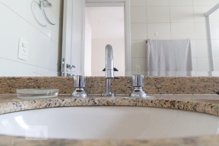 Apartamento para alugar com 151m², 3 quartos e 3 vagasBanheiro do quarto 2