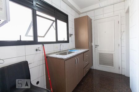Apartamento para alugar com 151m², 3 quartos e 3 vagasÁrea de serviço