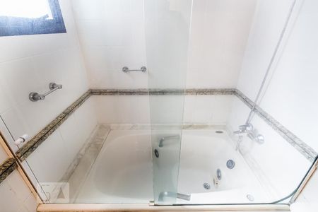 Apartamento à venda com 88m², 2 quartos e 3 vagasSuite