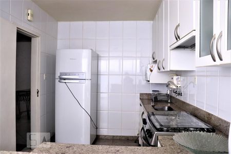 Apartamento à venda com 350m², 4 quartos e 4 vagasCozinha 