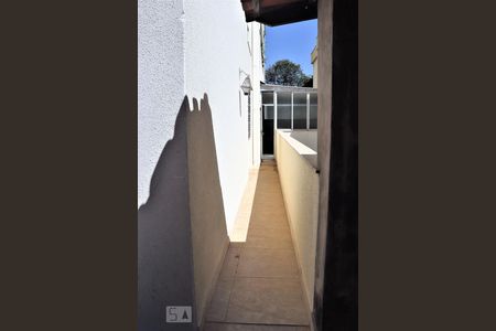 Apartamento à venda com 350m², 4 quartos e 4 vagasCorredor para a área externa do apartameto 