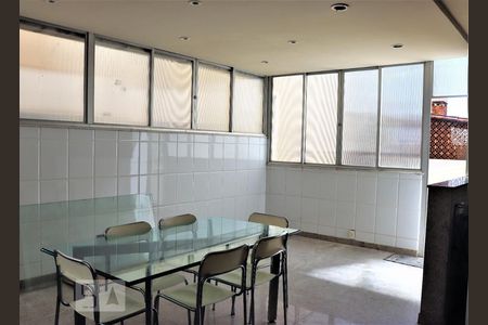 Apartamento à venda com 350m², 4 quartos e 4 vagasCozinha/Área 