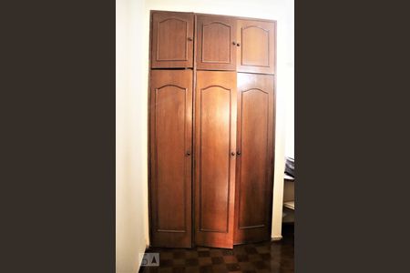 Quarto 2 de apartamento à venda com 4 quartos, 350m² em Santo Antônio, Belo Horizonte