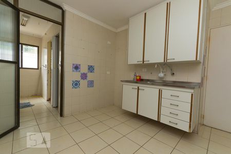 Apartamento para alugar com 96m², 3 quartos e 2 vagasCozinha