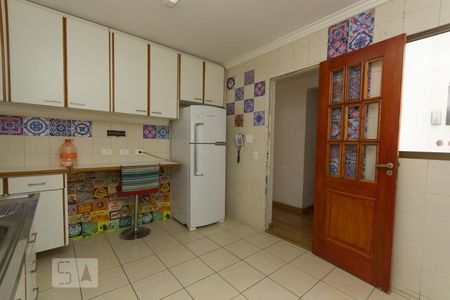 Apartamento para alugar com 96m², 3 quartos e 2 vagasCozinha