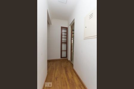 Corredor de apartamento para alugar com 3 quartos, 96m² em Vila Mascote, São Paulo